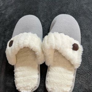 gray slippers